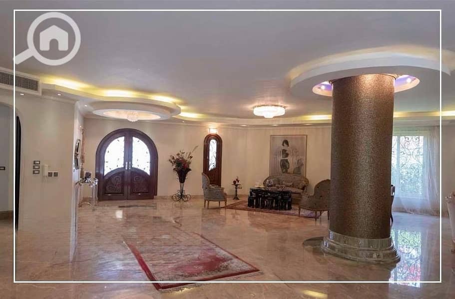 19 823319cf-67be-449e-9627-ce945adfba8a. jpeg