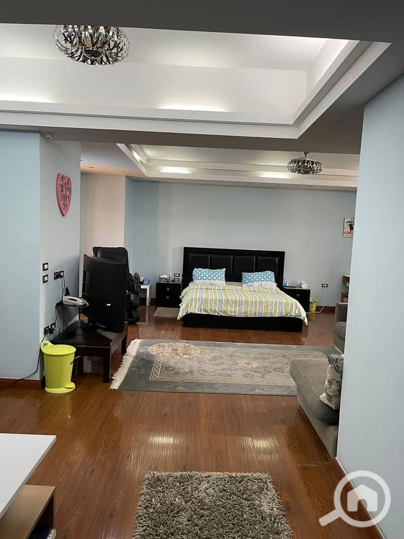 24 335e088d-5013-49db-b5c6-5d904fe944cf. jpeg