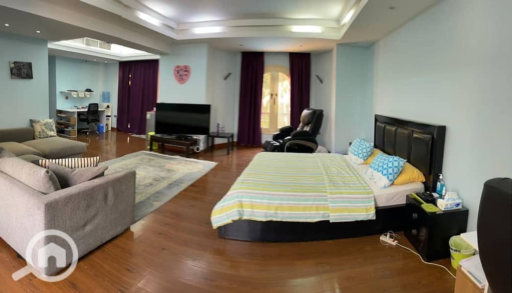 25 77976a9a-53a6-4547-b890-a37c3fc04310. jpeg