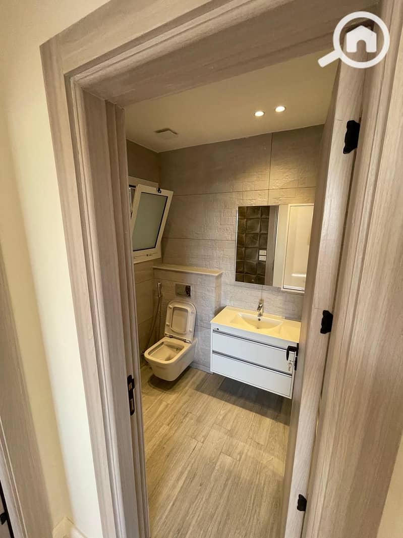 3 WhatsApp Image 2025-11-03 at 4.34. 52 PM. jpeg