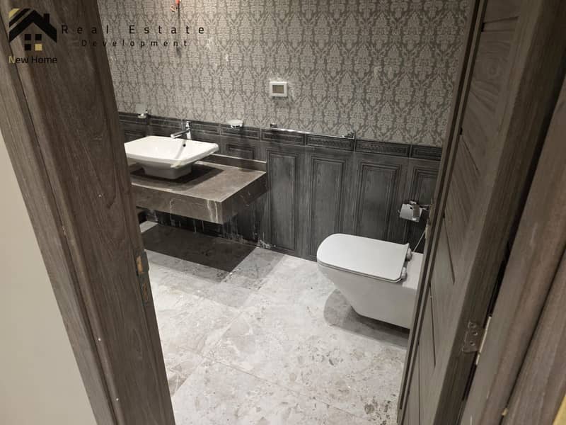 10 WhatsApp Image 2025-10-02 at 15.57. 10_7e33d14a. jpg