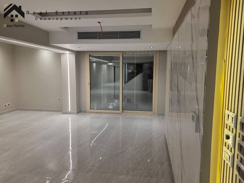 22 WhatsApp Image 2025-10-02 at 15.57. 12_8f4f1014. jpg