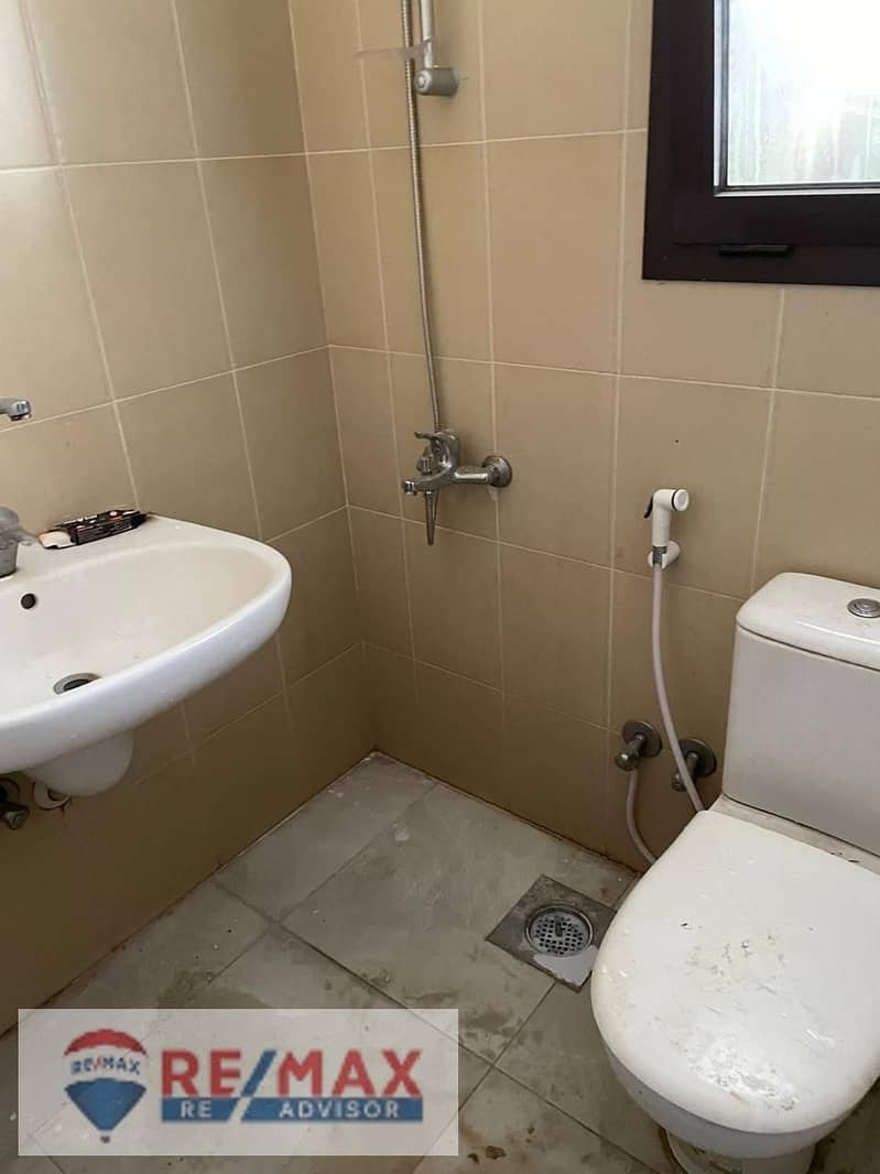 14 5988052935071878398. jpg