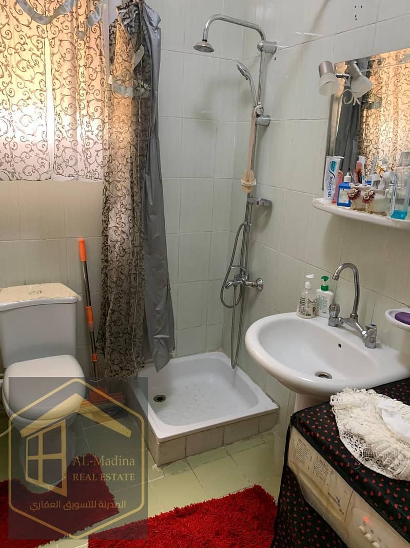 7 df6e83fd-8a72-4a65-a75d-34f1fb1ee7b6. jpg