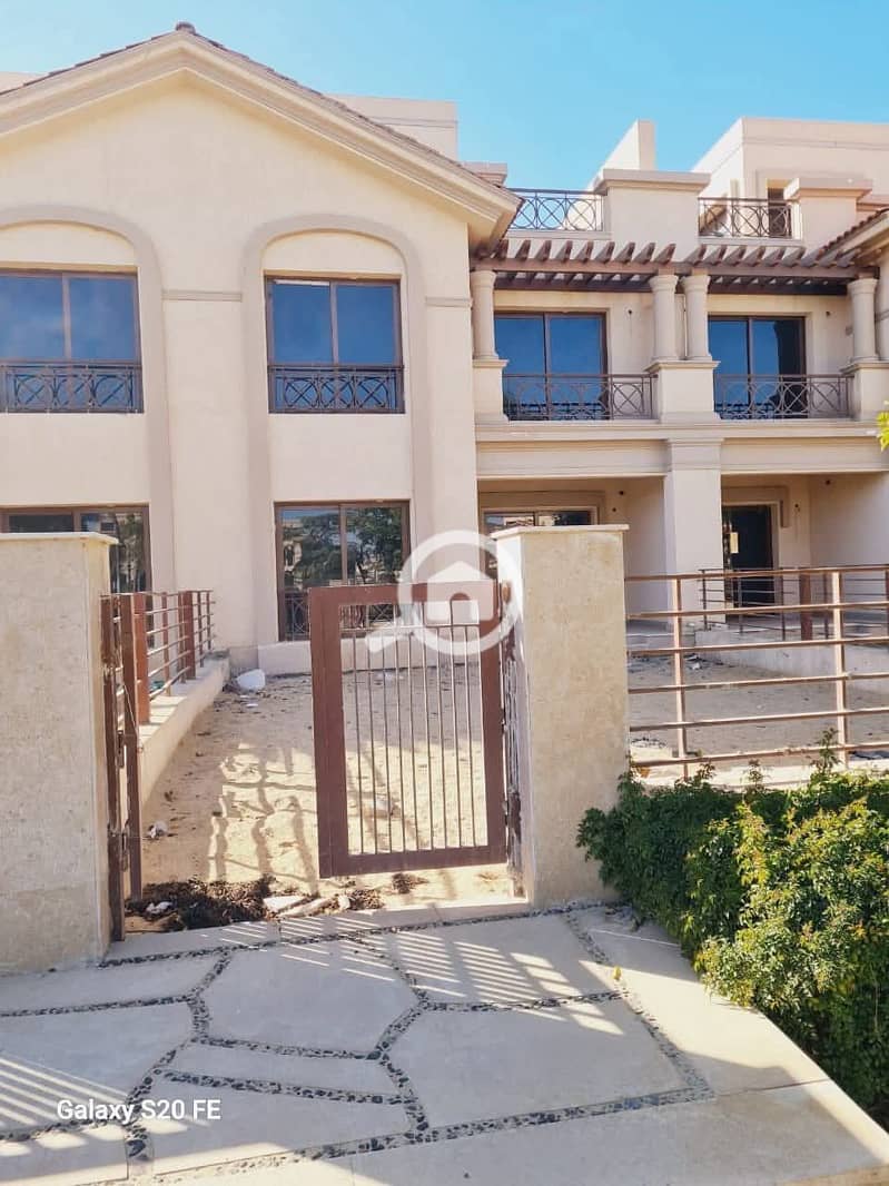 2 90b4b6db-8239-46f0-bda2-266d9e4fee9e (1). jpg