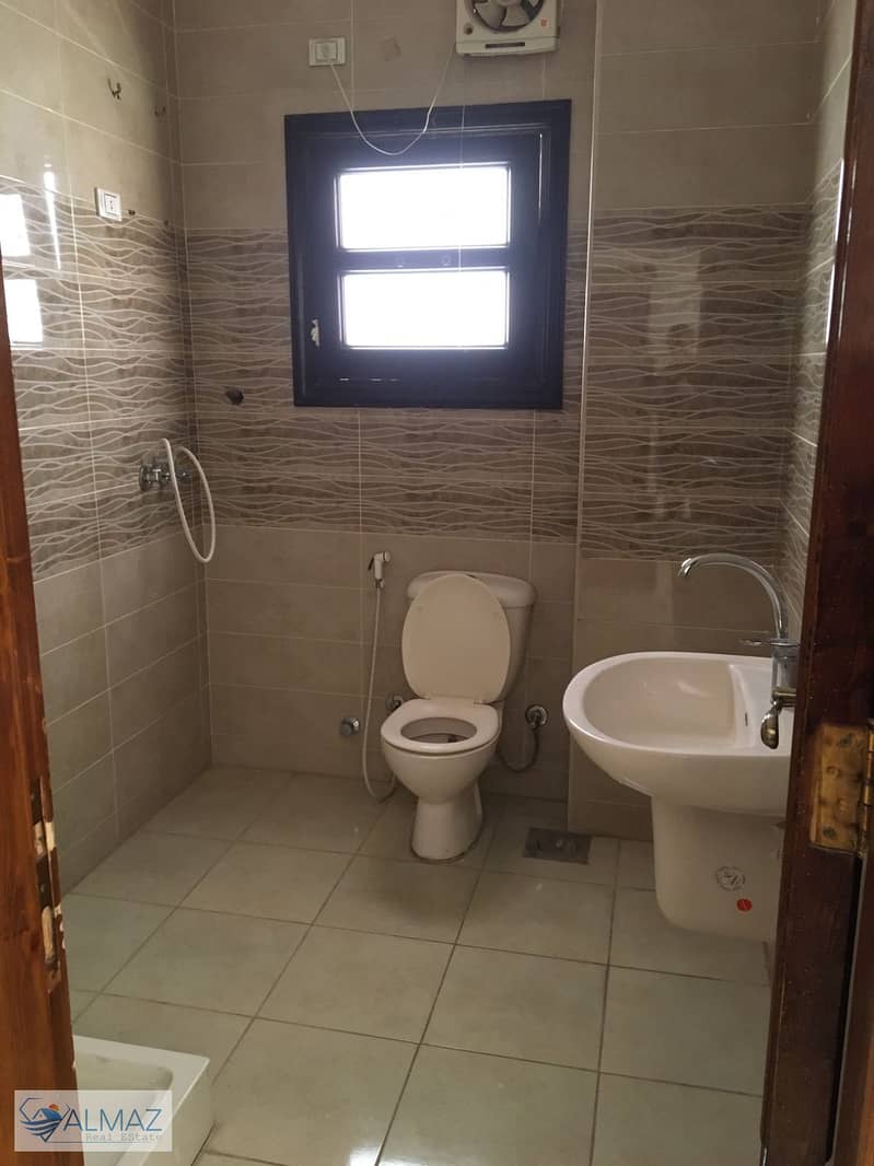 12 WhatsApp Image 2025-11-03 at 12.50. 44 PM. jpeg