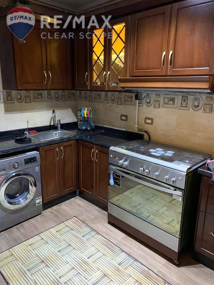 12 b997fbb0-095e-41c5-9ab5-9030da63db4b. jpg