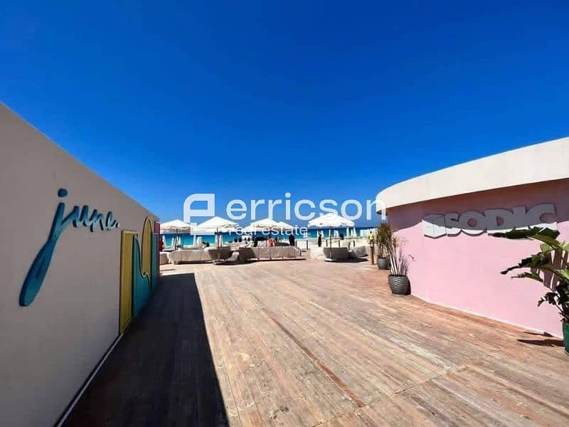 4 Untitled design (12). jpg