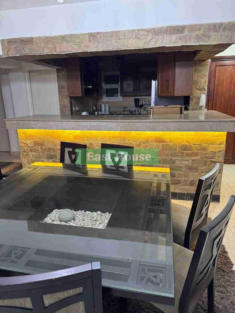 1000731678. jpg 1000731678. jpg