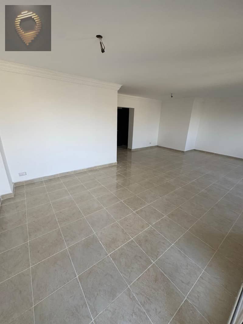 13 WhatsApp Image 2025-11-03 at 16.23. 04_522a5874. jpg