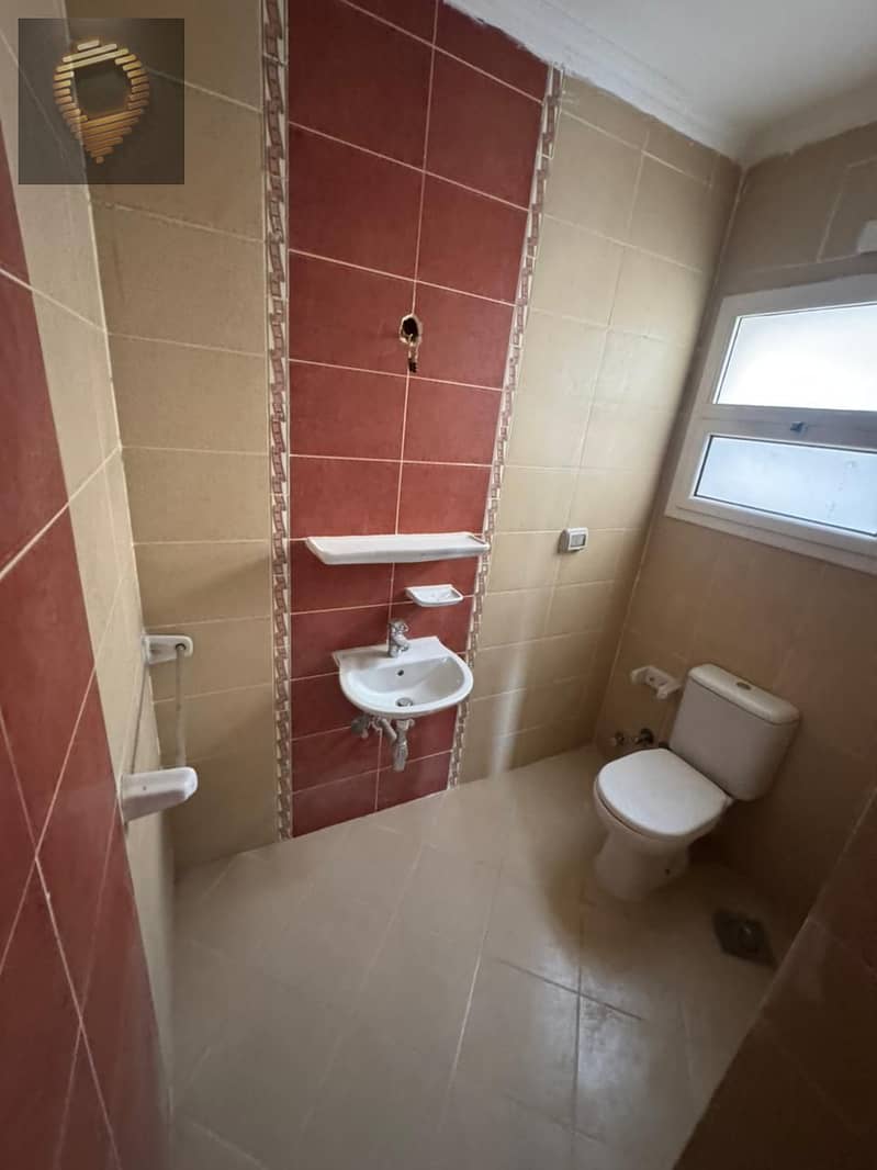 22 WhatsApp Image 2025-11-03 at 16.22. 59_a060ee6b. jpg