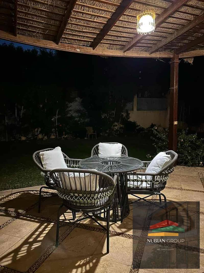 8 2a72599a-fb65-4158-aa2b-308c1317a4fa. jpg