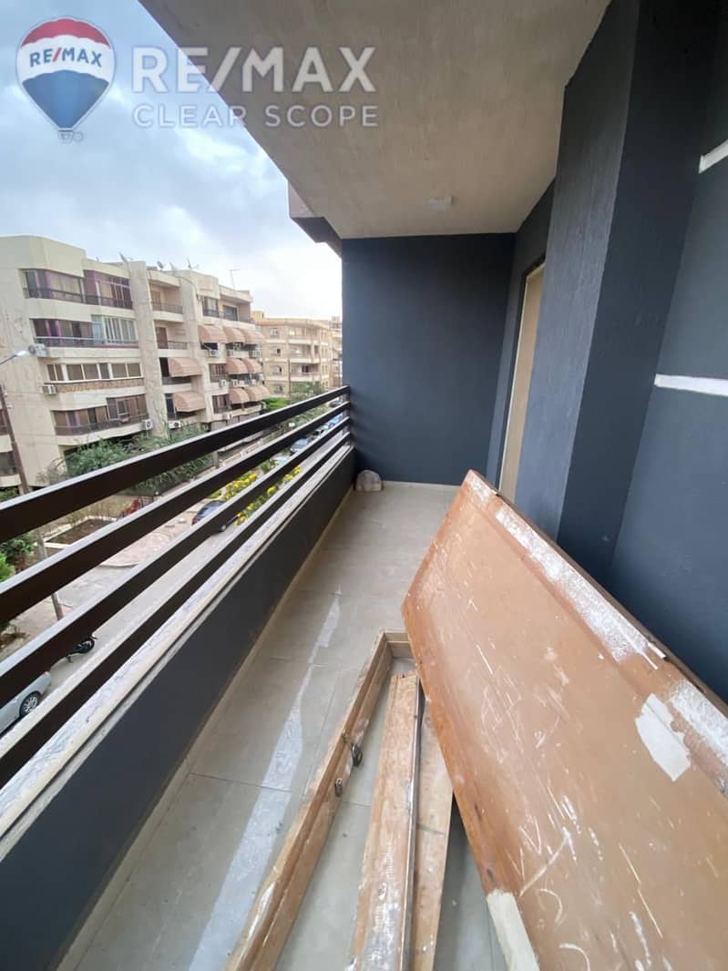 4 2e9269cf-f5a6-4168-a85b-e7e1f9efffd6. jpg