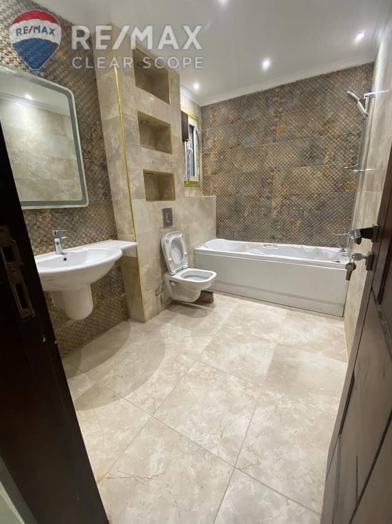 16 c8635e74-ce48-4fbe-962b-e28897a62361. jpg