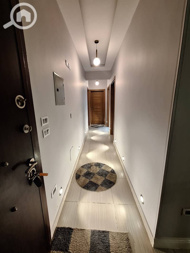 10 a6734079-444f-48c0-8e43-df07b2f83d7f. jpeg