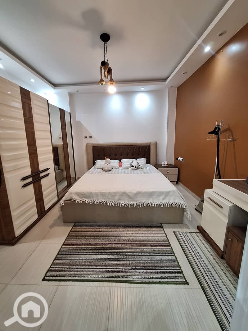 11 d972d9f3-f090-4860-a6be-c251ee58becb. jpeg