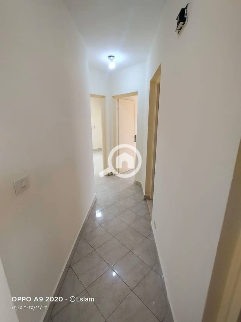 5 bc7a083c-88c9-4e1a-b102-8e2cd61cdf84. jpeg