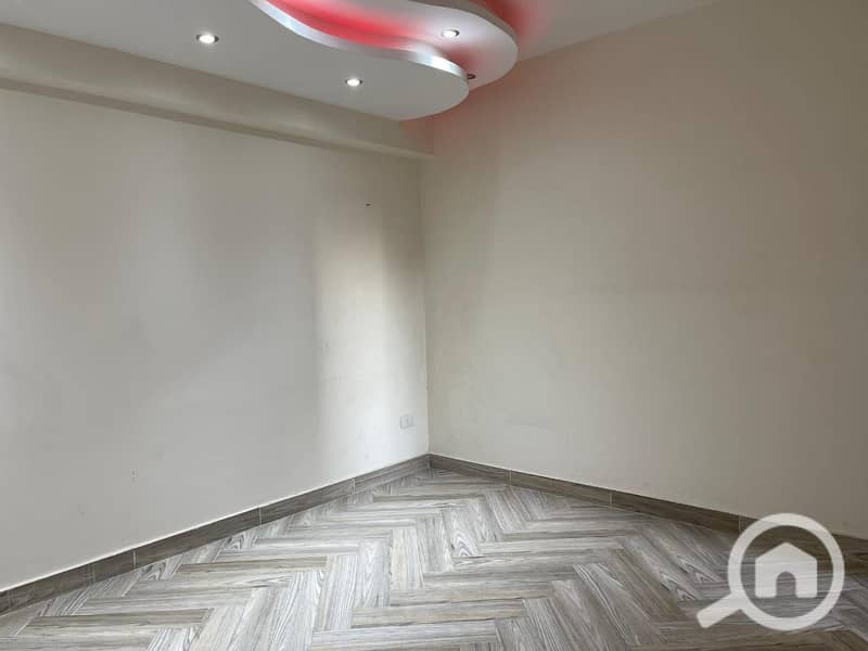 4 WhatsApp Image 2025-11-03 at 2.06. 58 PM (1). jpeg