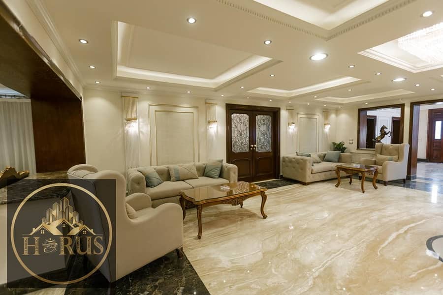 4 04fefec8-ec49-4d98-8587-d99f99f2c73a. jpg