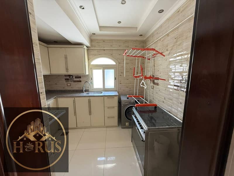 15 869c5972-71e6-444b-b11b-267d9381a5f0. jpg