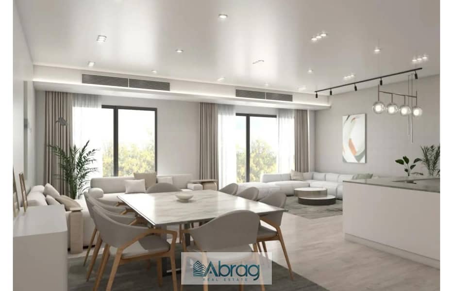 4 8117709-15e14o. jpg