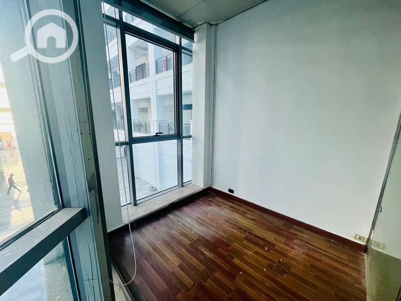 2 WhatsApp Image 2025-10-12 at 3.47. 03 PM (2). jpeg