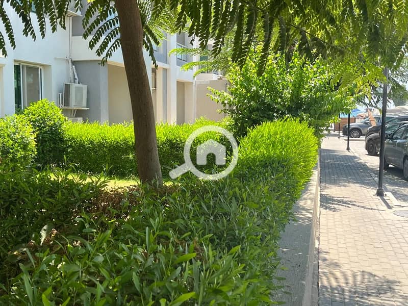 10 WhatsApp Image 2025-10-28 at 2.53. 27 PM. jpeg