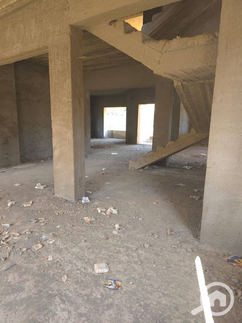 10 48f160e4-60cf-40cb-88a3-c95a2a93713b. jpeg