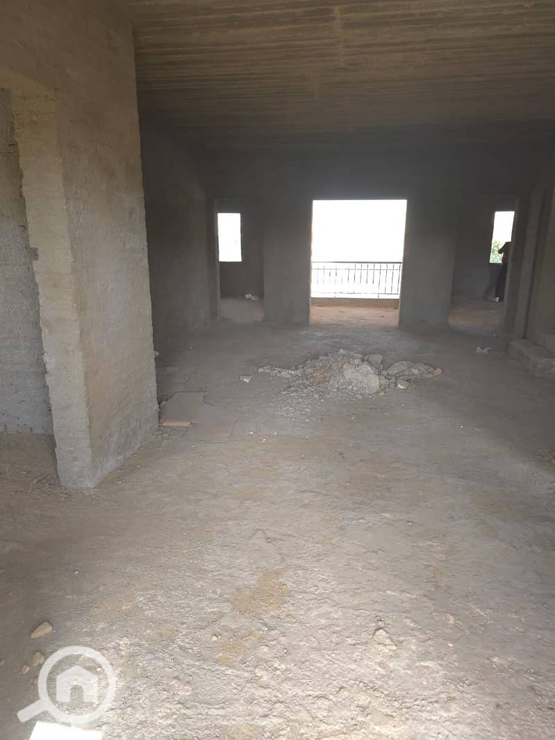 14 fb2790a8-38f8-4a27-b3b2-b7a2379a7ba5. jpeg