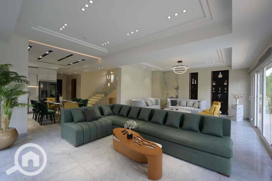 2 e0187c9e-a8a9-43fd-831a-a8bf0eca6aa6. jpg