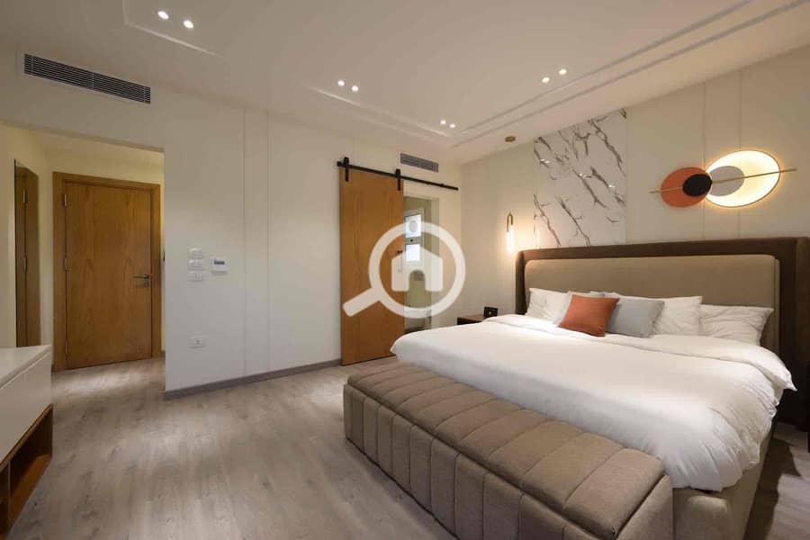 9 cd4873f4-424b-45ef-abb2-c943d3020ee1. jpg