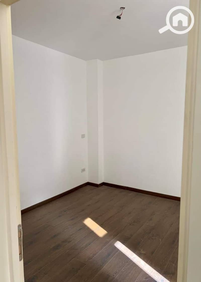 8 WhatsApp Image 2025-11-03 at 17.06. 31_adc46143. jpg