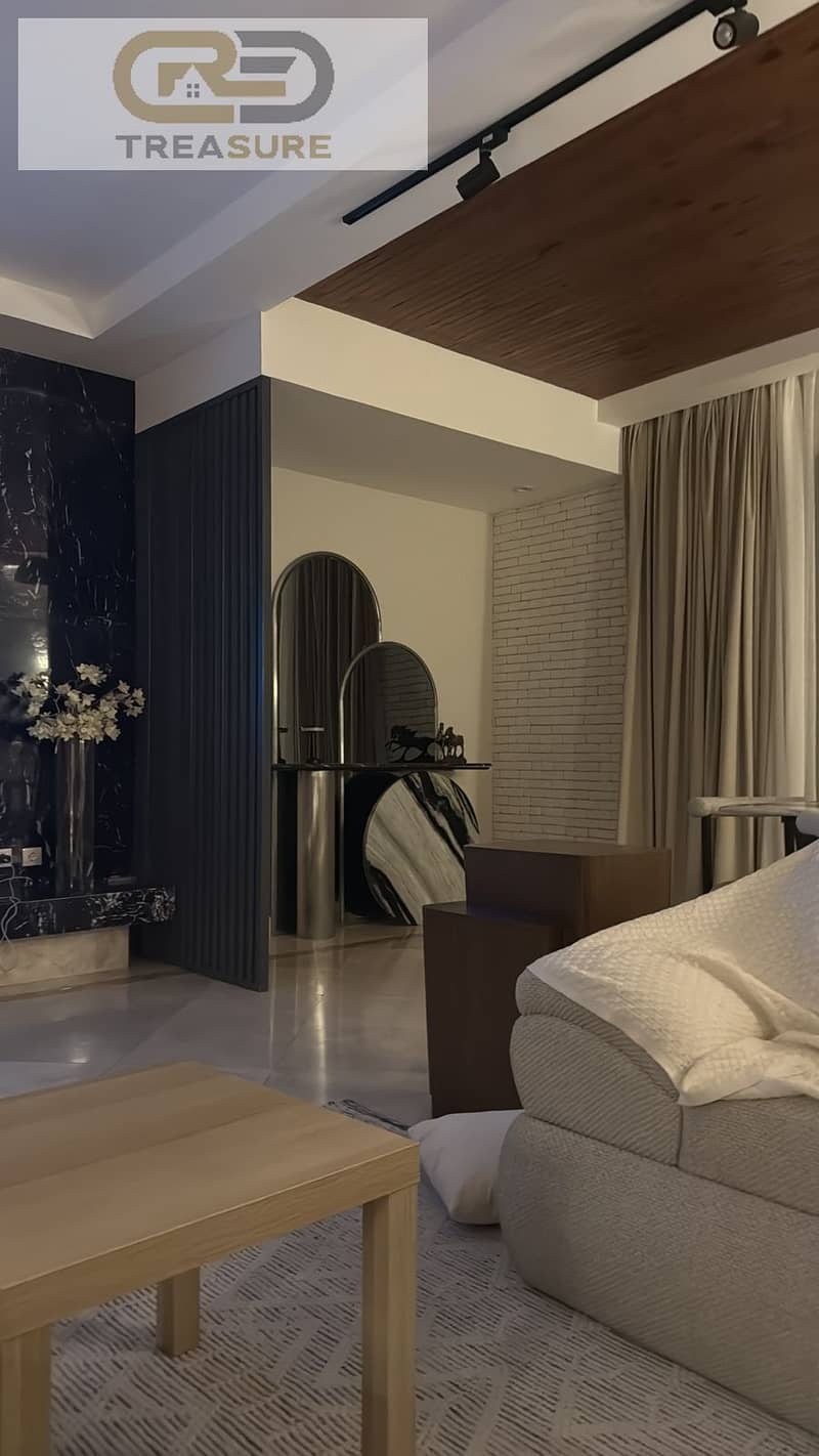 6 WhatsApp Image 2025-11-02 at 2.43. 45 PM (1). jpeg