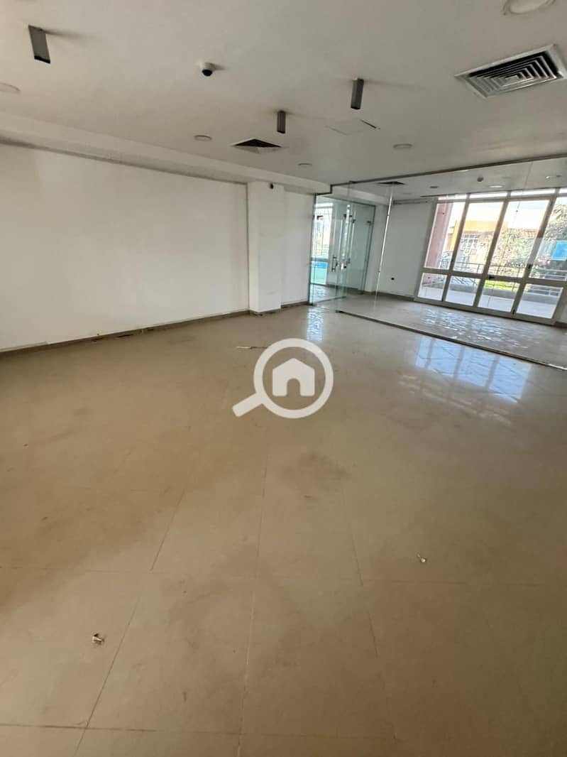 2 WhatsApp Image 2025-10-23 at 12.37. 27 PM. jpeg