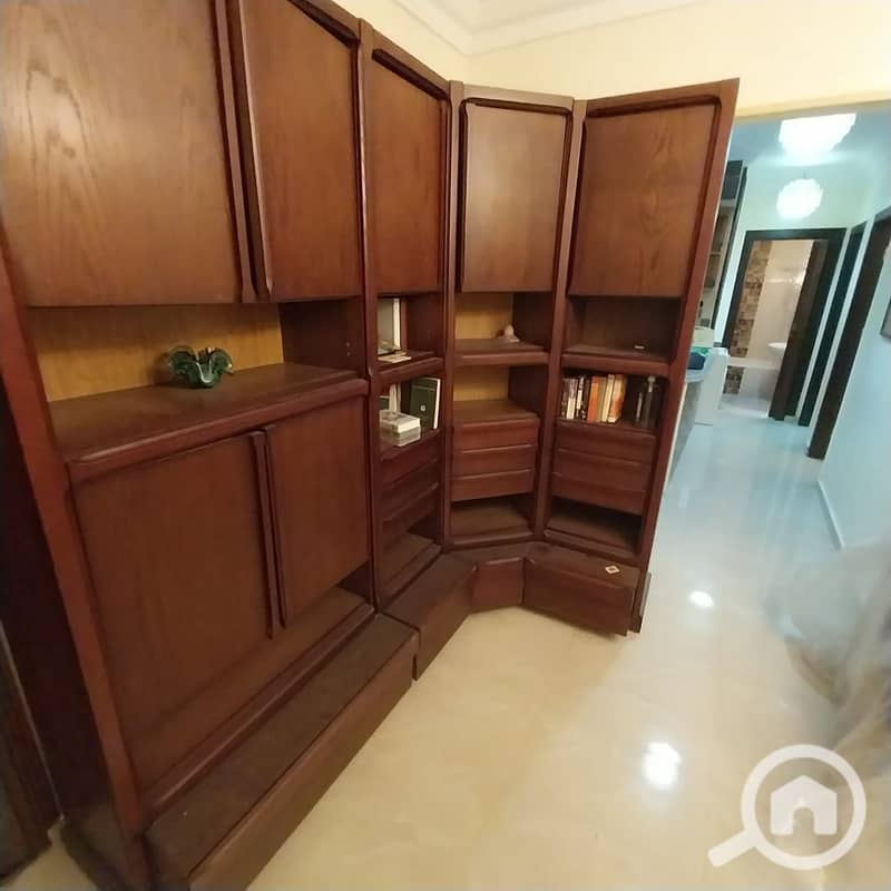 5 99f26bc7-be5c-4751-8807-7006d5a68175. jpg