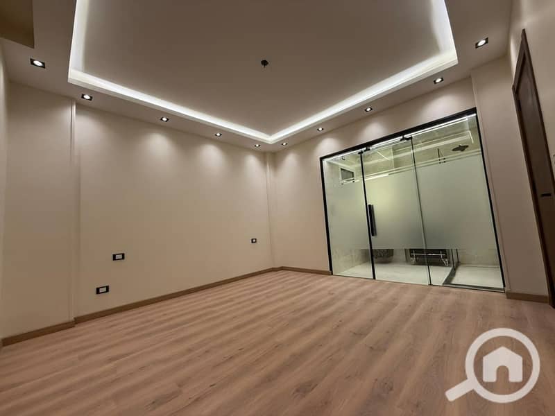 3 WhatsApp Image 2025-11-03 at 13.50. 42_88628d13. jpg