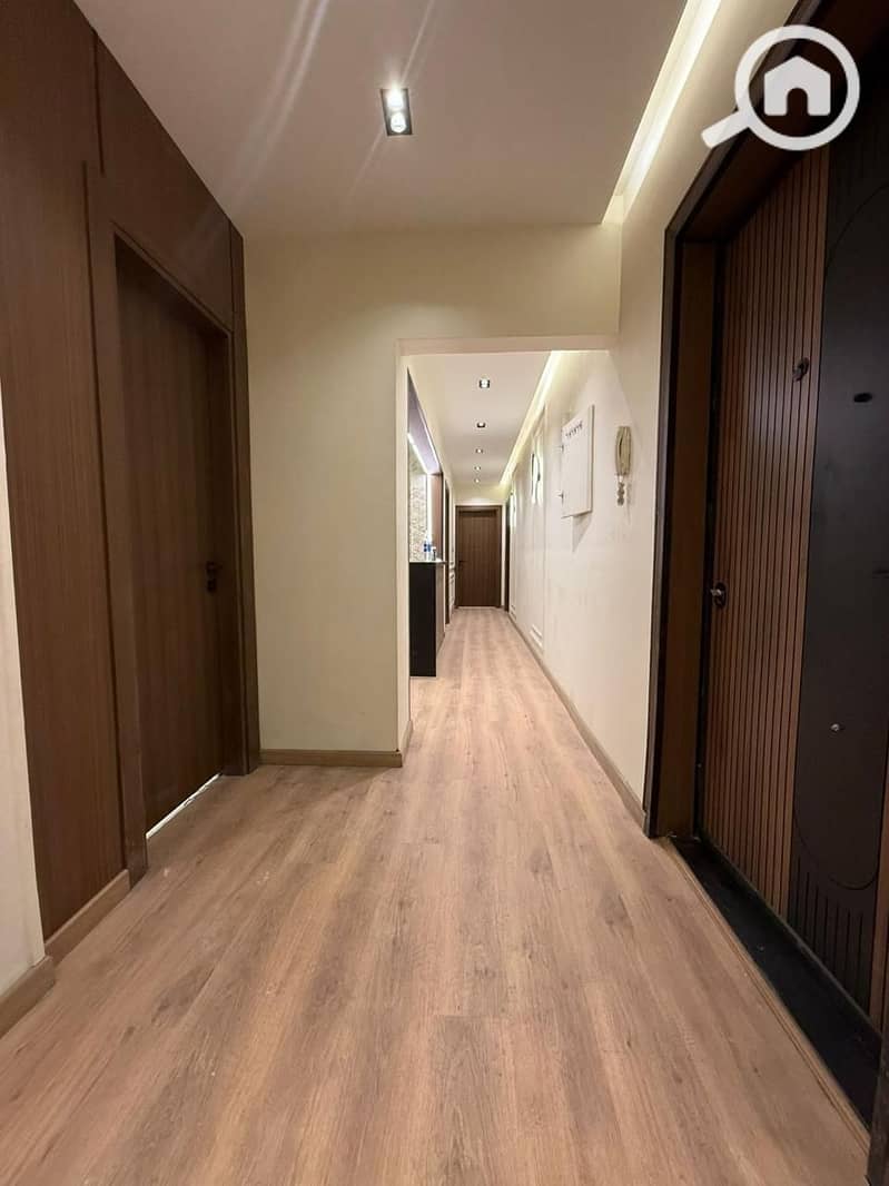 11 WhatsApp Image 2025-11-03 at 13.50. 44_c74fd6ed. jpg