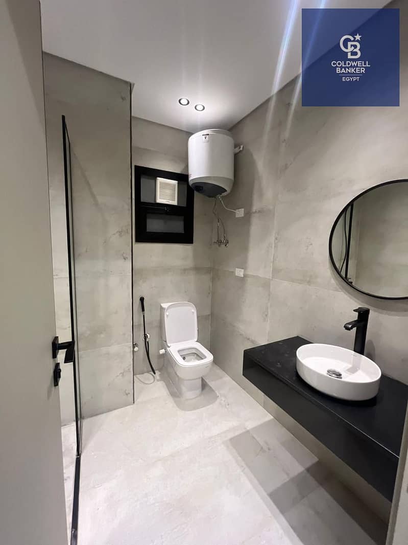 10 0f2a8765-096b-453e-9a42-a327679a44d1. jpeg