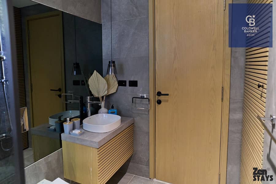 12 a0d9884a-e1a7-46b4-8828-be6a701beb65. jpeg