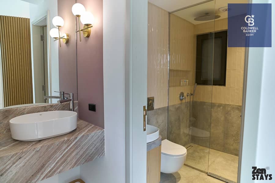 14 f9fbd9d6-a785-4142-a5c7-597ad3c2a826. jpeg