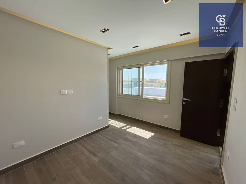 5 7f7b3656-d94c-4cd0-bcfd-bde2df7c1ae8. jpeg