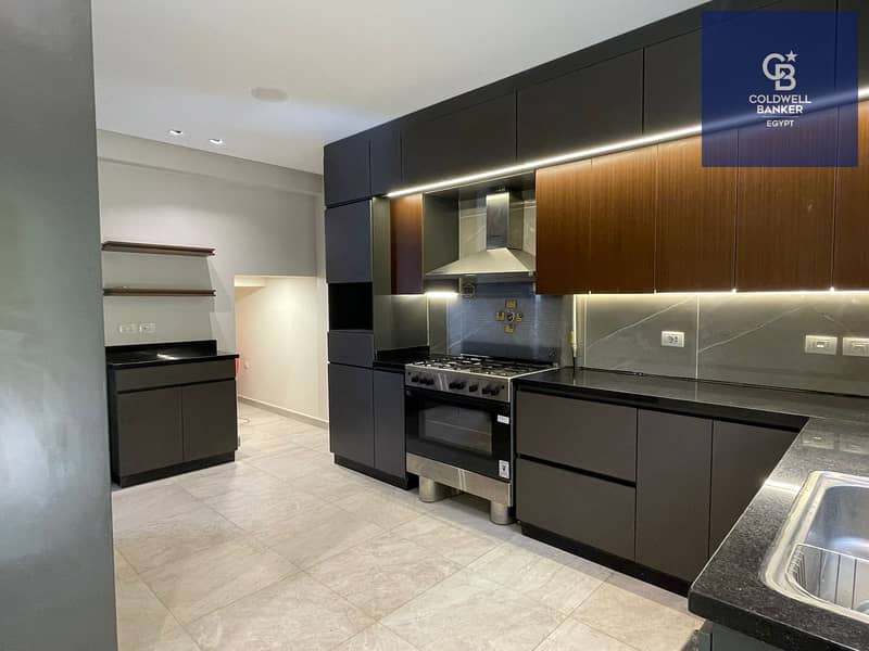 11 c9d99b98-1c6c-4a46-b858-ddaeba44023c. jpeg