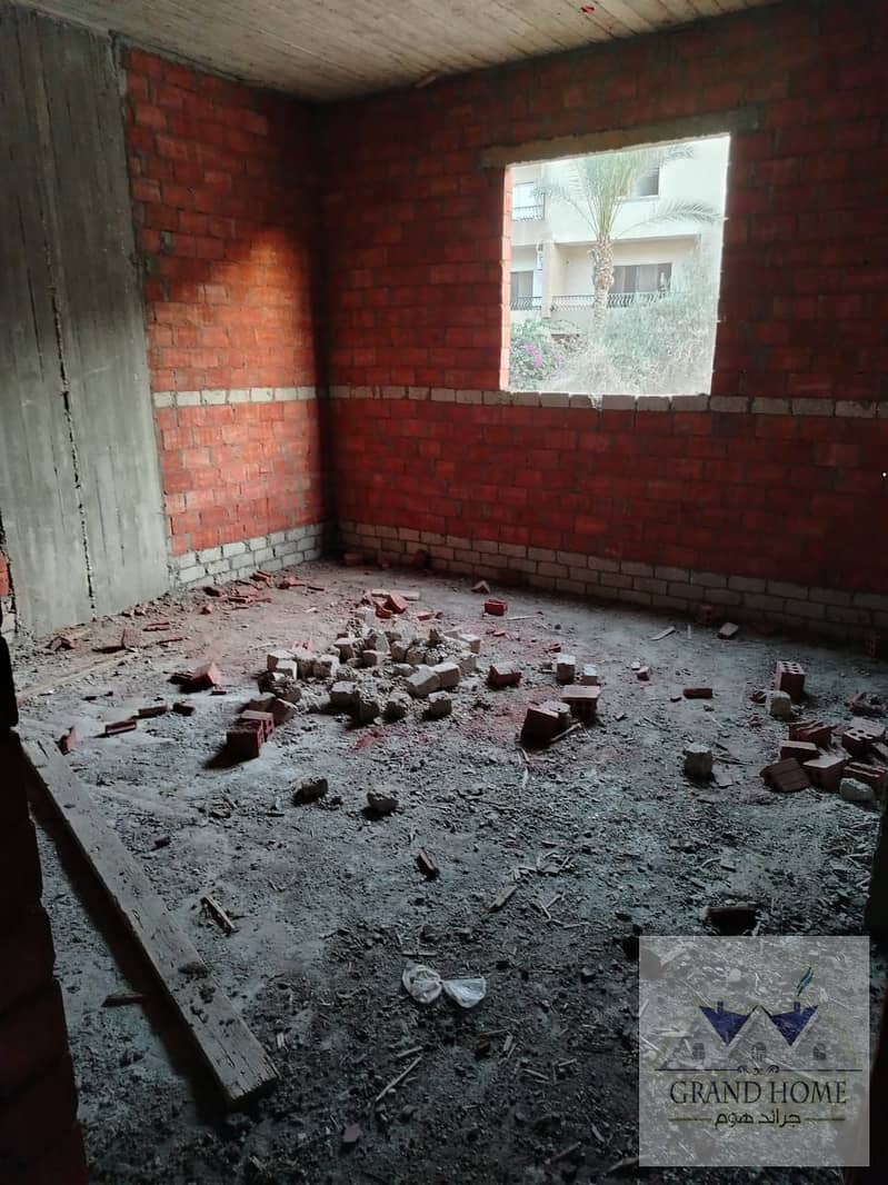 4 4a747f66-e486-4908-a7bf-f8dd241d8ccf. jpg