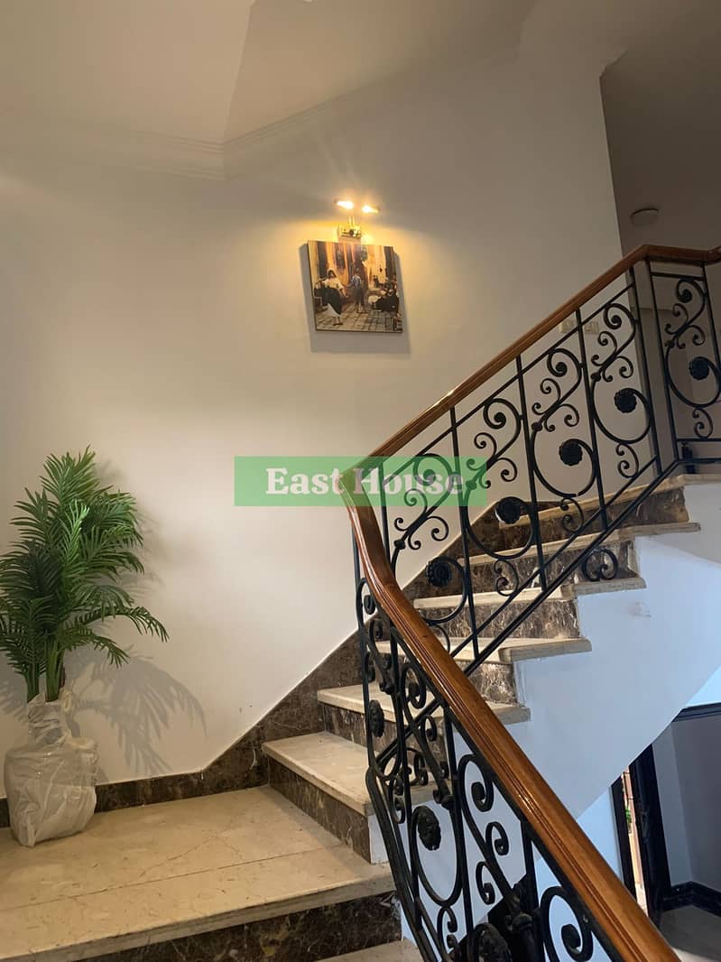 10 0083482b-cc8e-4525-958d-b3074c5f4ce6. jpeg