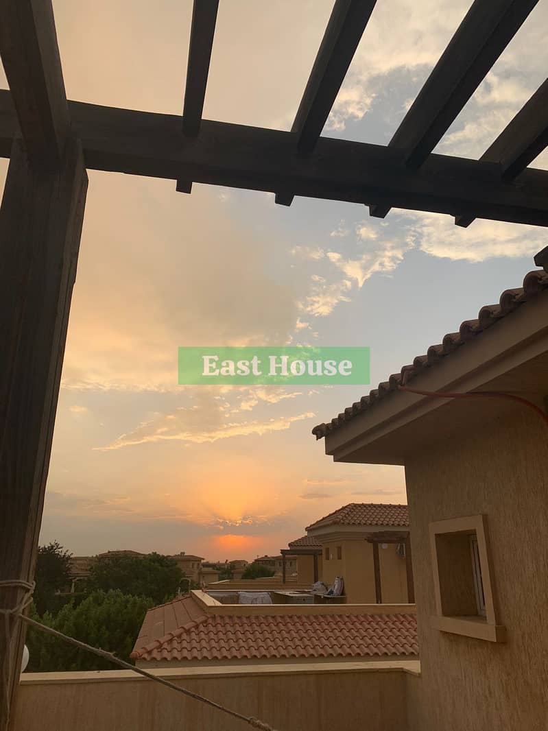 13 965ec59b-c3f7-469d-bde8-171ba9bd11e7. jpeg