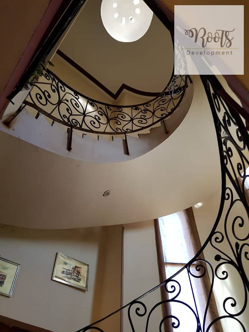 3 WhatsApp Image 2025-11-01 at 10.37. 19. jpeg