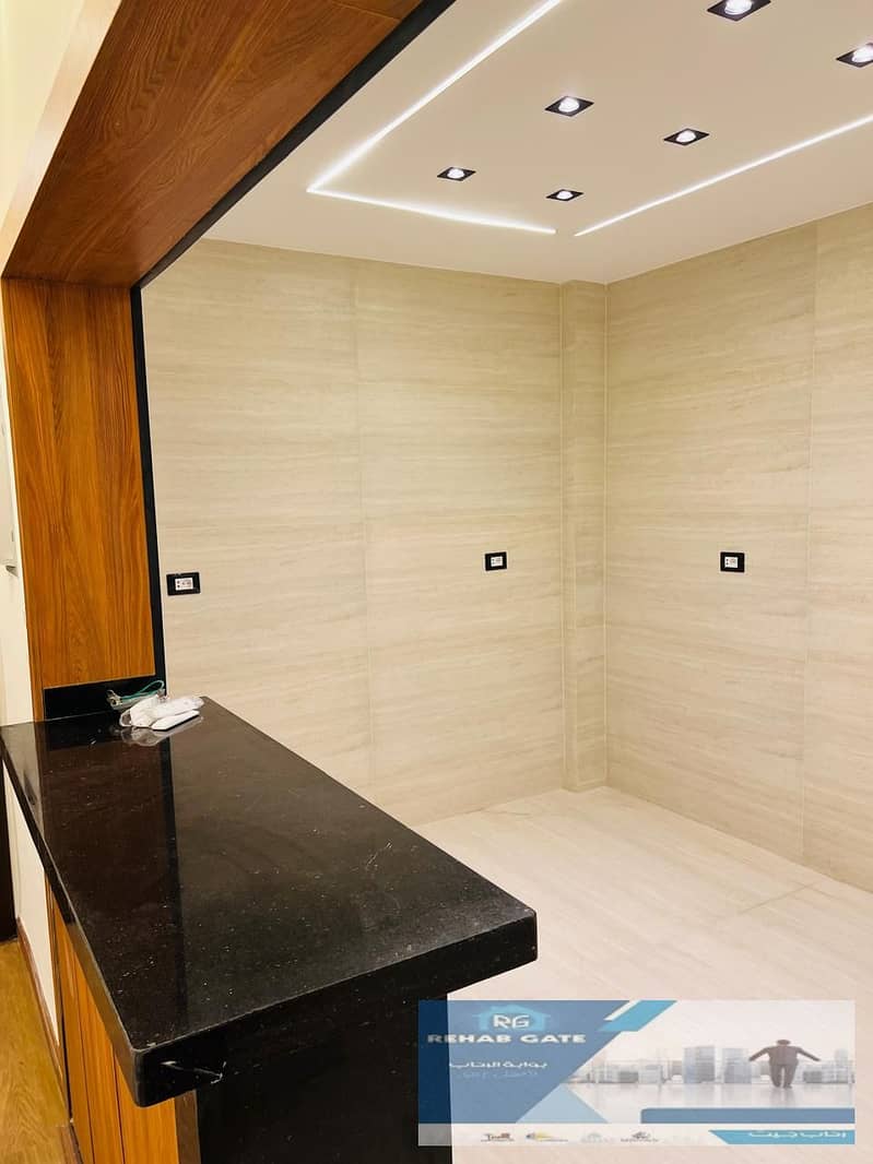 7 8e610a79-eafe-4869-930d-4a21d02716b7. jpeg