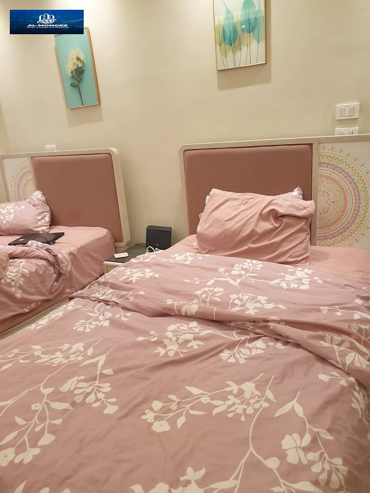 10 2ab6bcad-6c97-44c2-b7b2-672a68e6f3f0. jpg