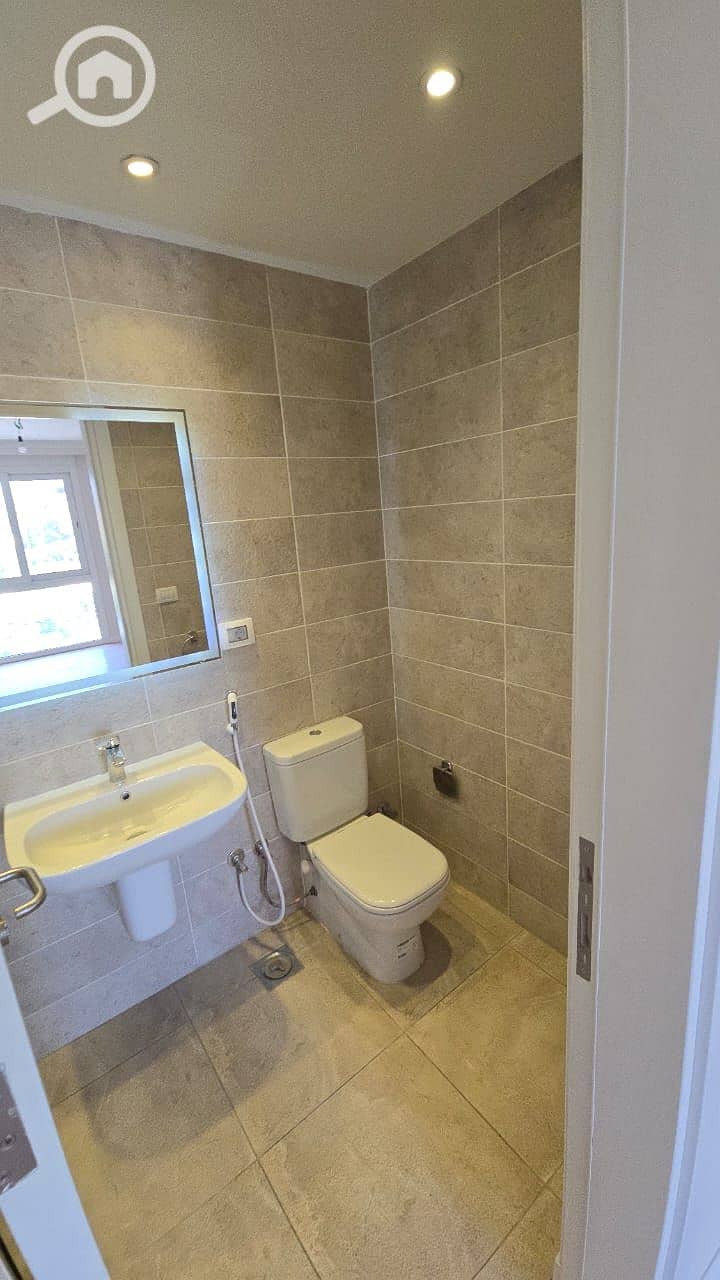 3 548787831_25042466865378014_4493943174763028426_n. jpg