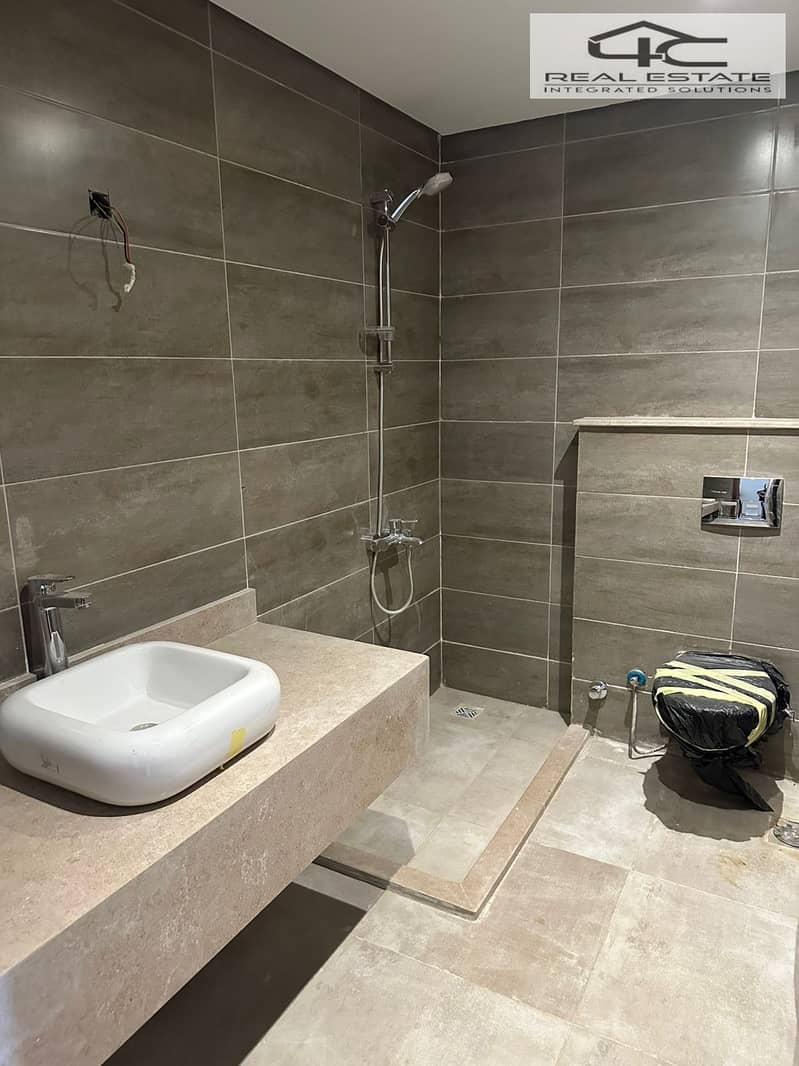 7 WhatsApp Image 2025-11-03 at 1.37. 36 PM (2). jpeg